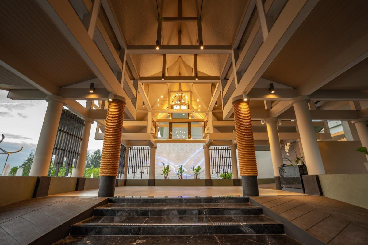 LE MERIDIEN KHAO LAK RESORT & SPA (EX. BANGSAK MERLIN RESORT) фото 6