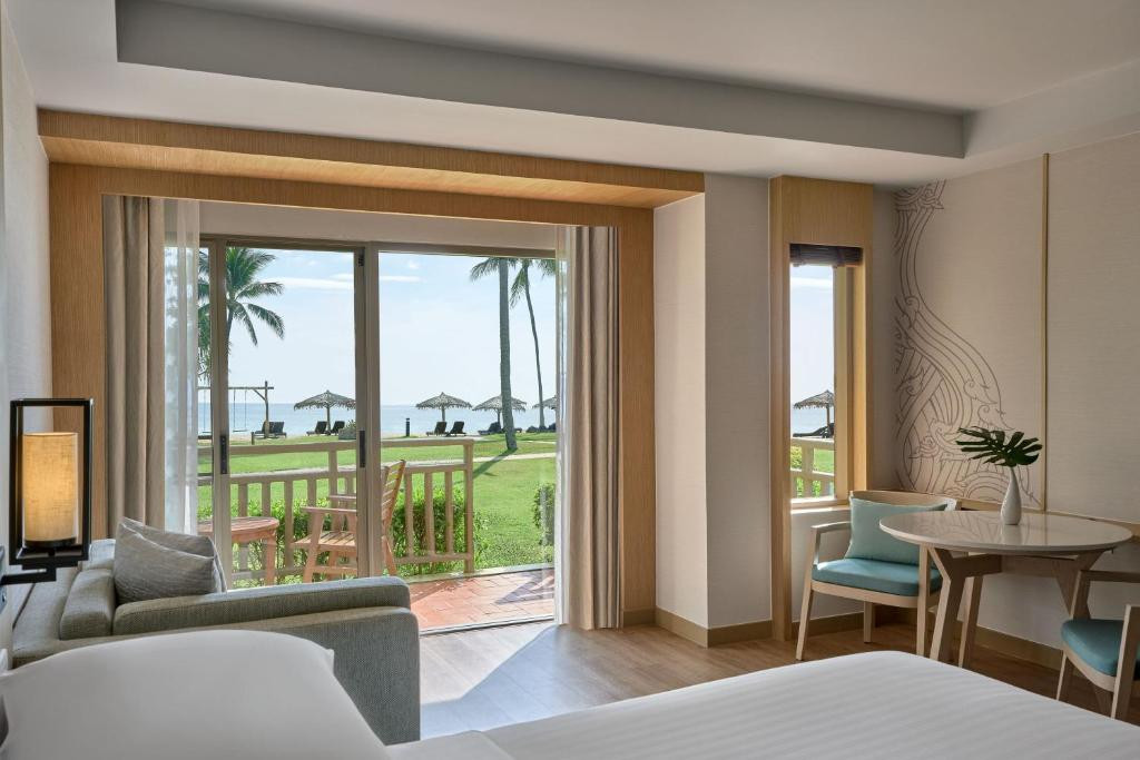 PHUKET MARRIOTT RESORT & SPA MERLIN BEACH (EX. MERLIN BEACH RESORT) фото 3