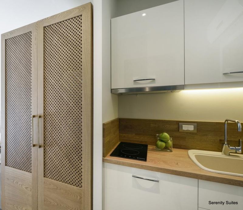 SERENITY SUITES фото 3