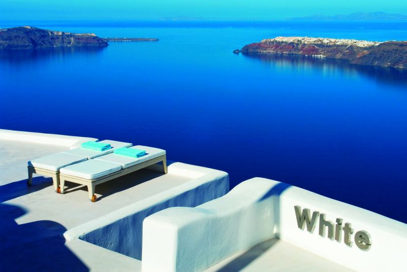 WHITE SANTORINI SUITES & SPA