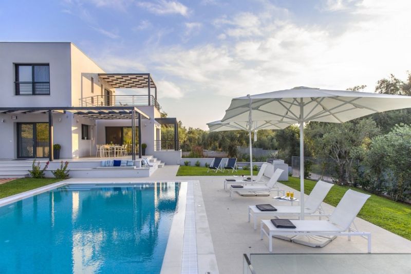 VILLA DIONE