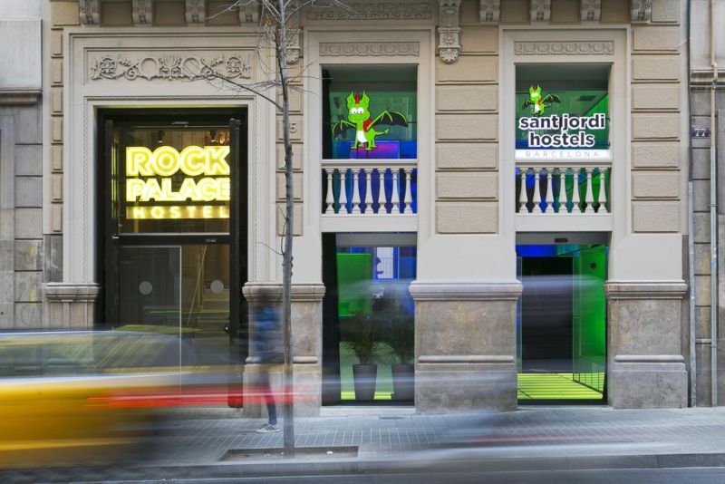 SANT JORDI HOSTEL ROCK PALACE