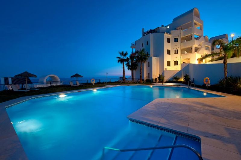 OLEE NERJA HOLIDAY RENTALS BY FUERTE GROUP