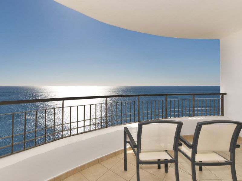 OLEE NERJA HOLIDAY RENTALS BY FUERTE GROUP фото 3