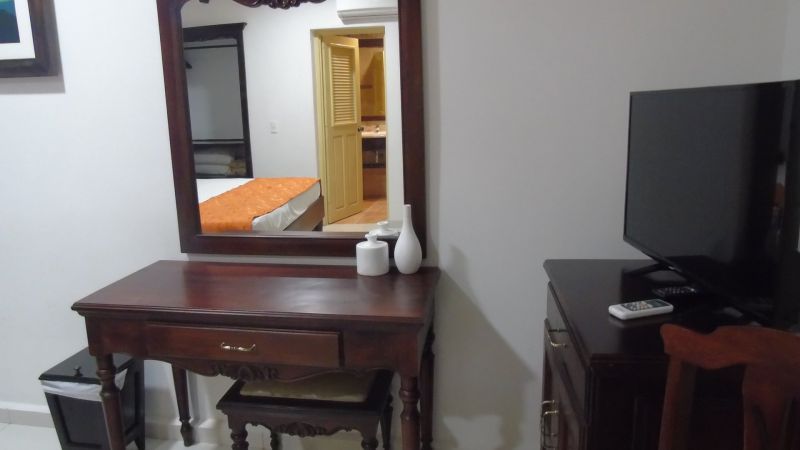 HOTEL E LA CALESA фото 7