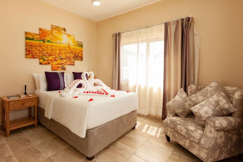STONE SELF CATERING APARTMENT фото 6