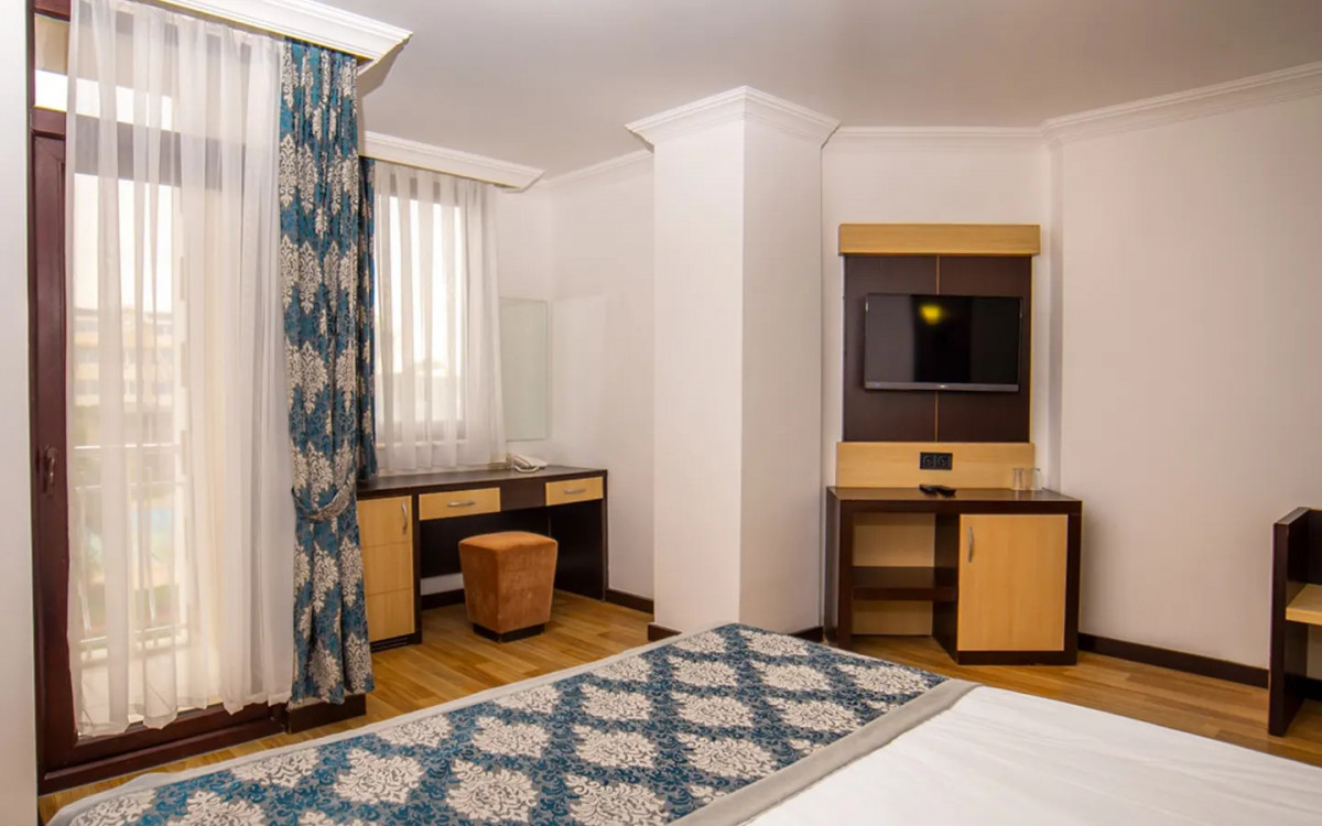 AMON HOTELS ADULTS ONLY 16+ фото 2