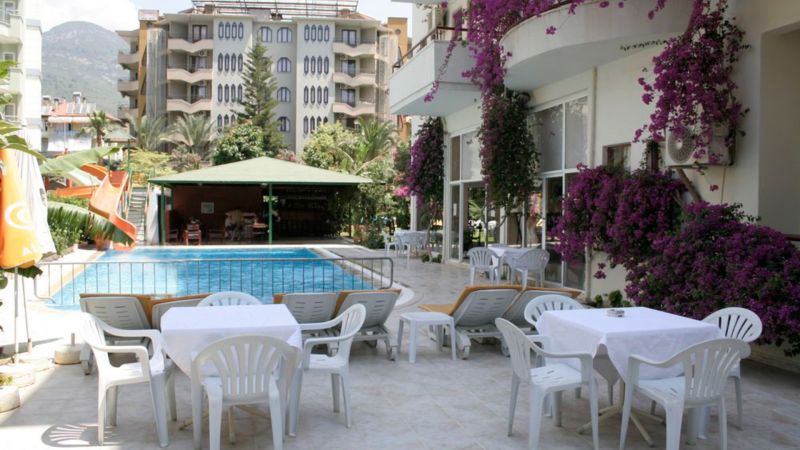 THE S APARTS & SUITES HOTEL фото 2