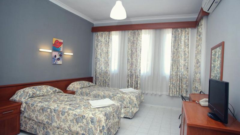 THE S APARTS & SUITES HOTEL фото 5