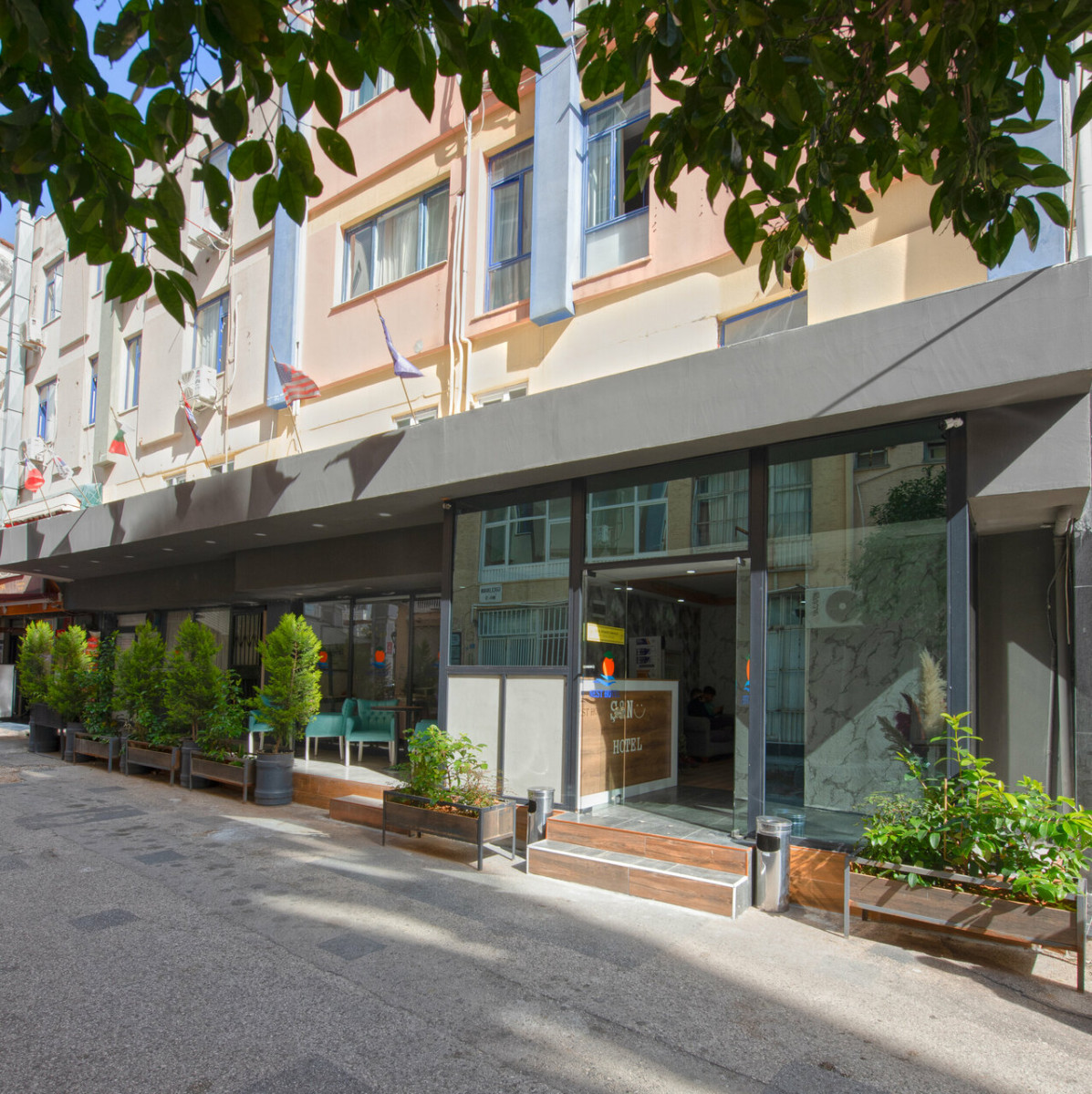 NEST (EX. SEN HOTEL)
