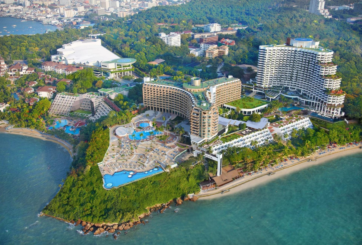 ROYAL CLIFF TERRACE фото 3