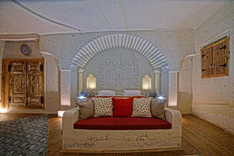 TARU CAVE SUITES фото 6