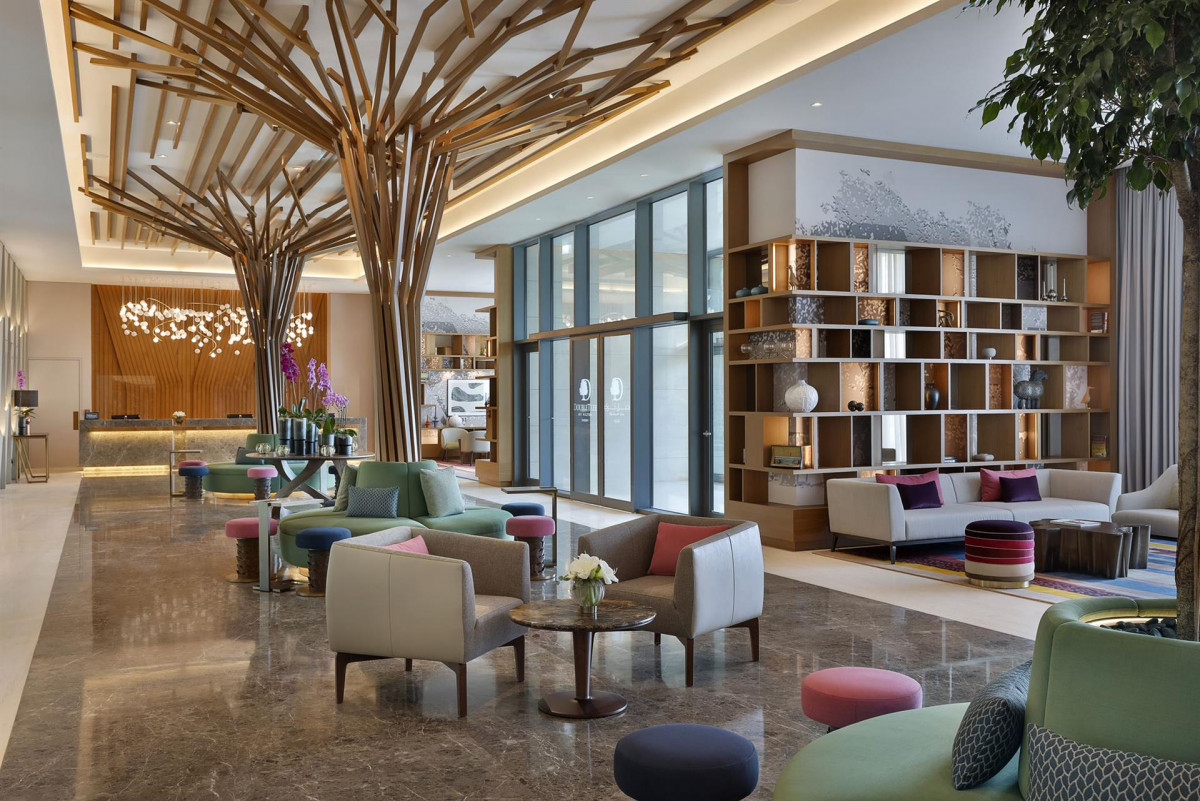 DOUBLETREE BY HILTON SHARJAH WATERFRONT HOTEL & RESIDENCES фото 3