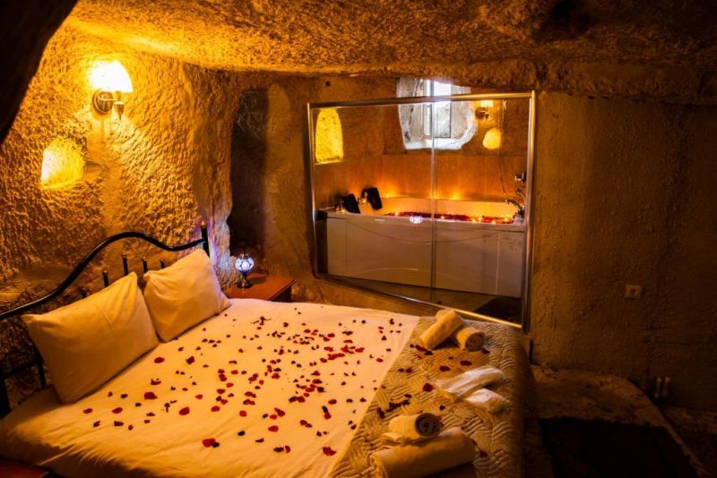 UNICORN CAVE HOTEL фото 2