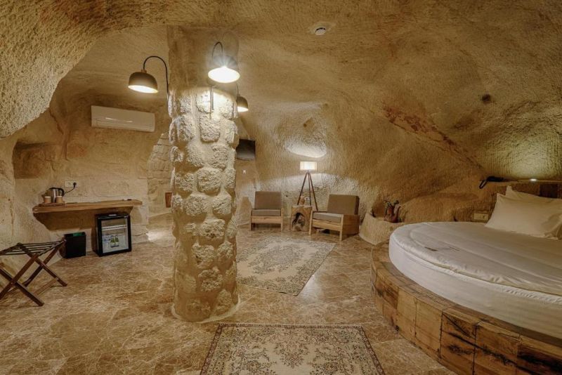 SOLEM CAVE SUITES фото 7