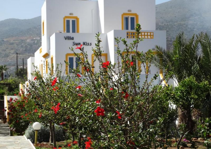 VILLA SUN KISS APARTMENTS фото 2