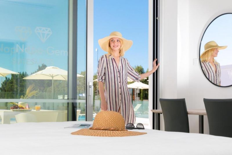 NAPA GEM SUITES фото 5