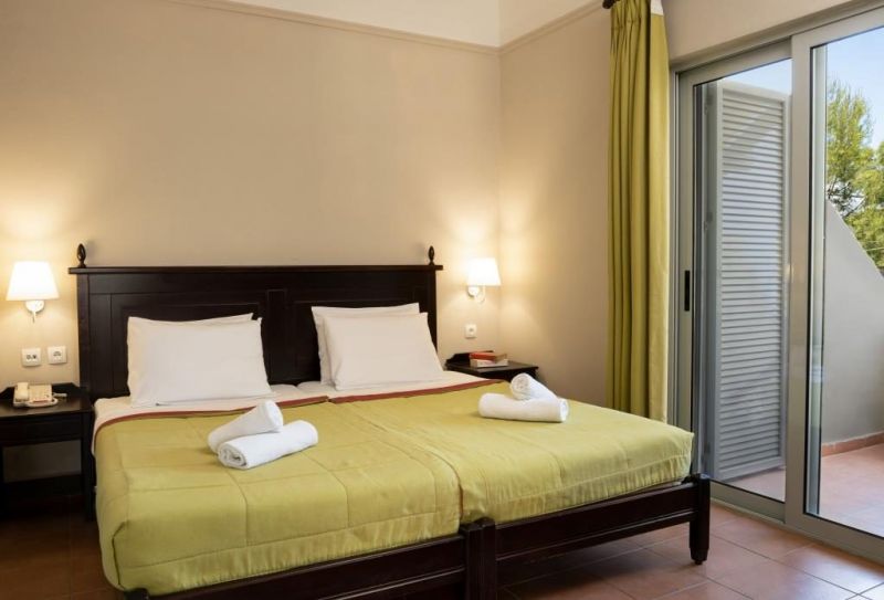 TALOS HOTEL APARTMENTS фото 2