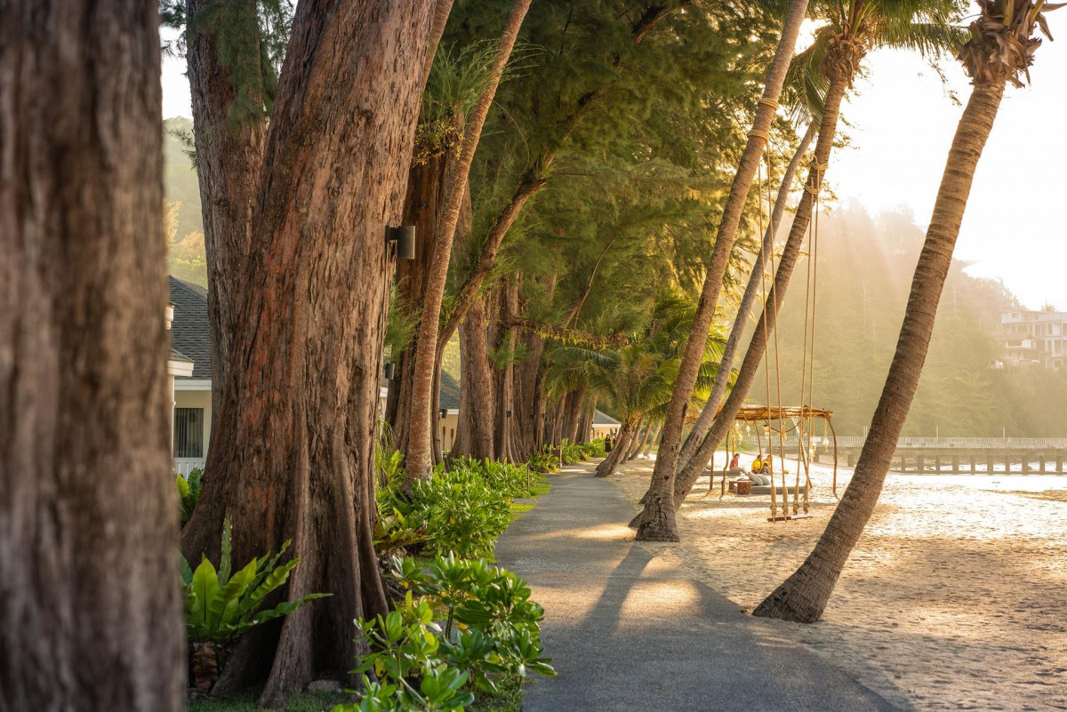 THAVORN BEACH VILLAGE & SPA фото 6