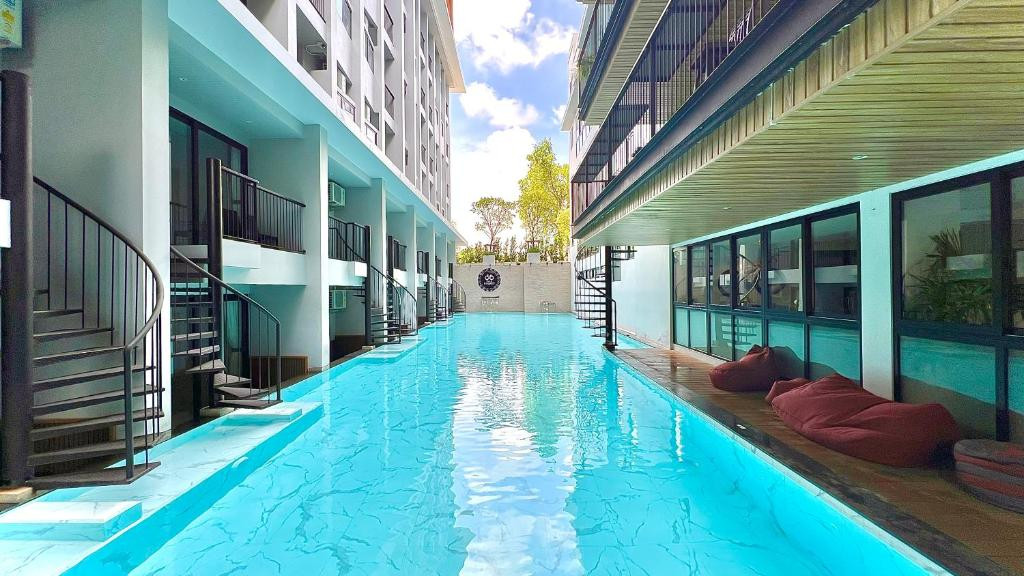 TOUR DE PHUKET HOTEL фото 2
