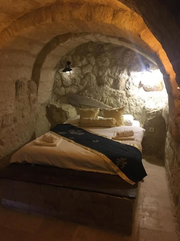 STONE AGE CAVE HOTEL фото 3