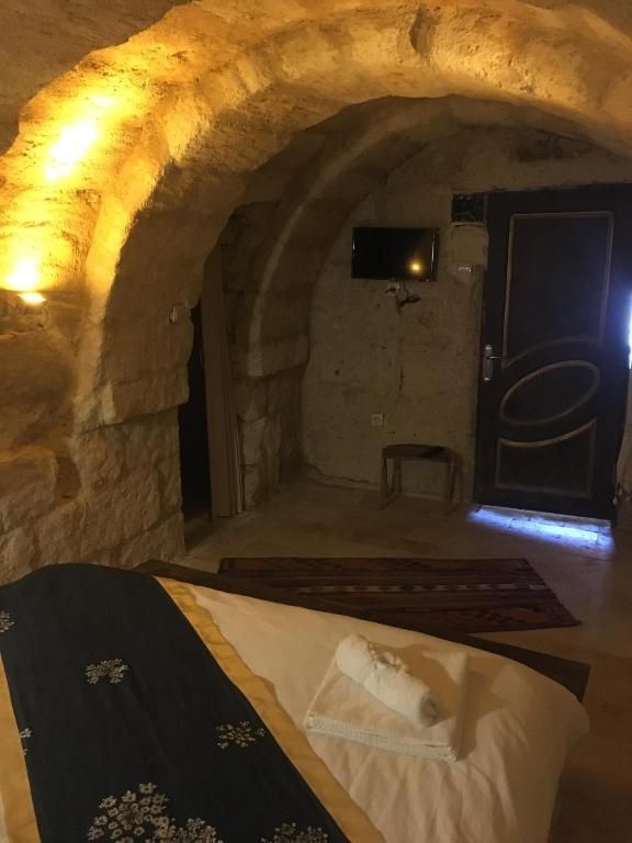 STONE AGE CAVE HOTEL фото 6