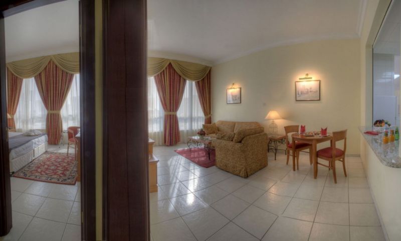 AL NAKHEEL HOTEL APARTMENTS BY MOUROUJ GLORIA фото 6