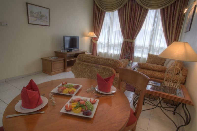 AL NAKHEEL HOTEL APARTMENTS BY MOUROUJ GLORIA фото 7