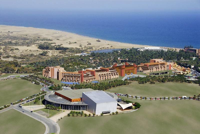 LOPESAN BAOBAB RESORT