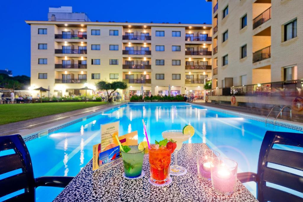 OLIMAR II APARTHOTEL