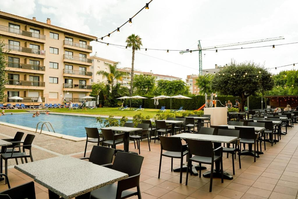 OLIMAR II APARTHOTEL фото 6