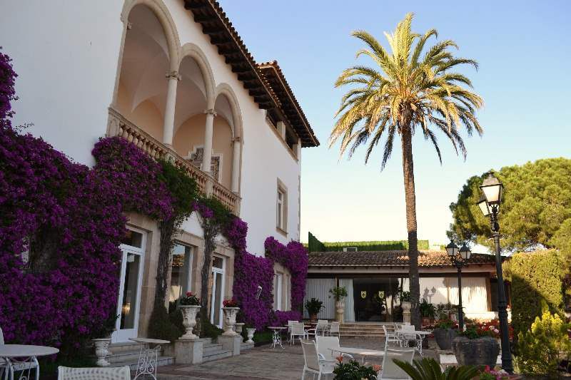 ROGER DE FLOR PALACE