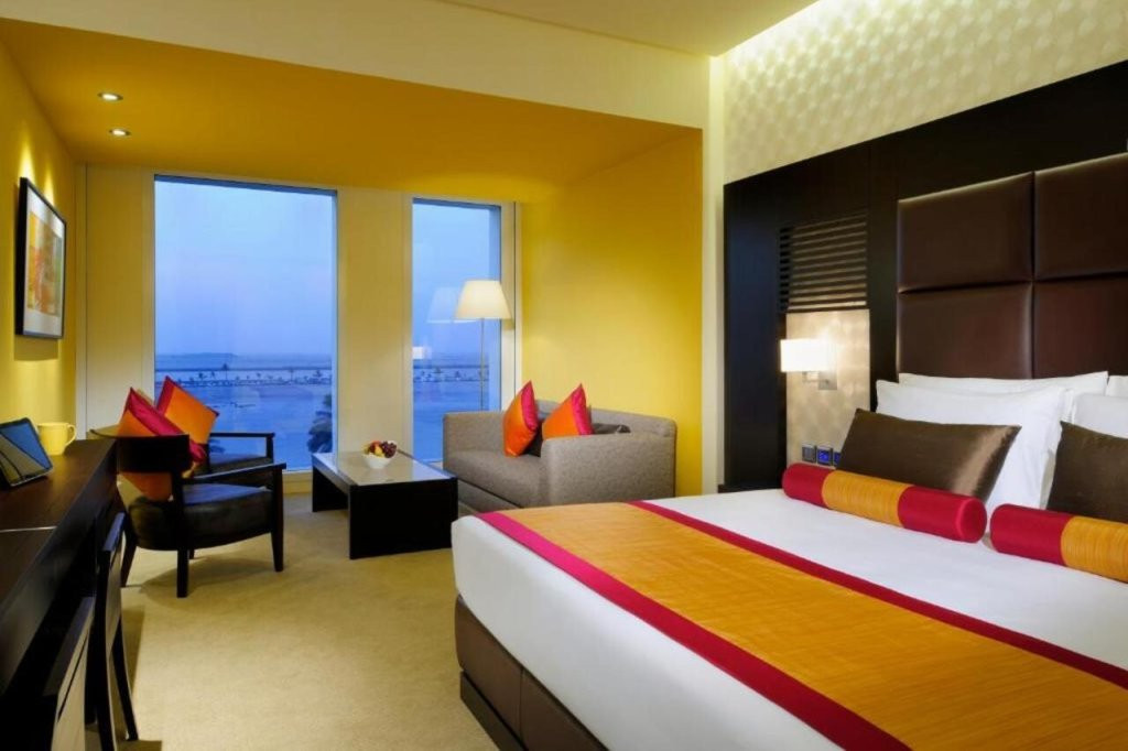 HUES BOUTIQUE HOTEL фото 4