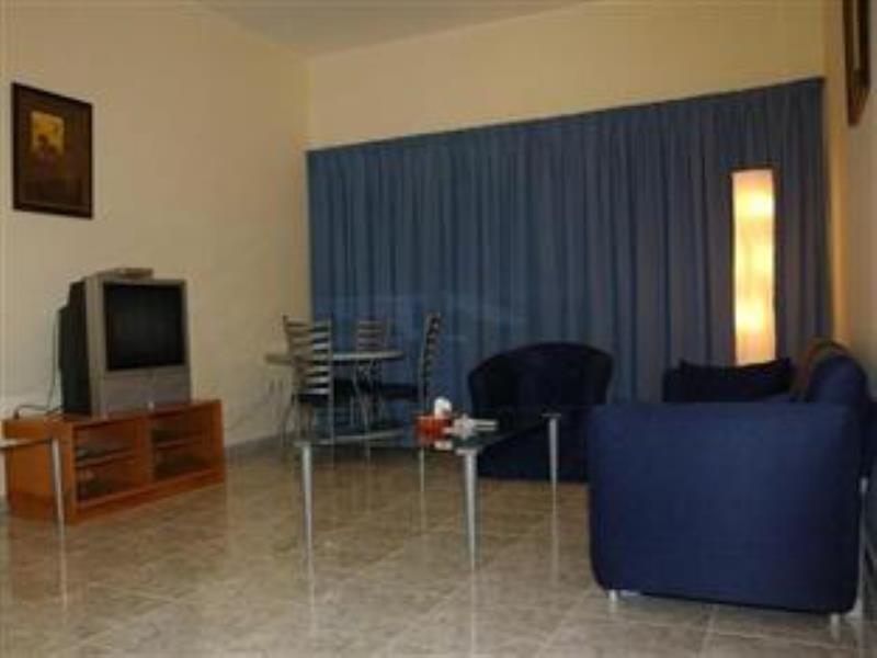 RAMEE GUESTLINE HOTEL APARTMENT фото 6