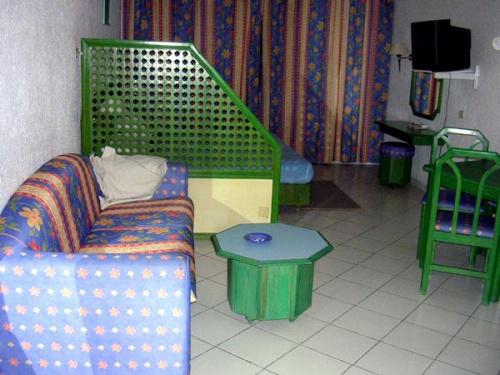 ABOU NAWAS NEJMA фото 5