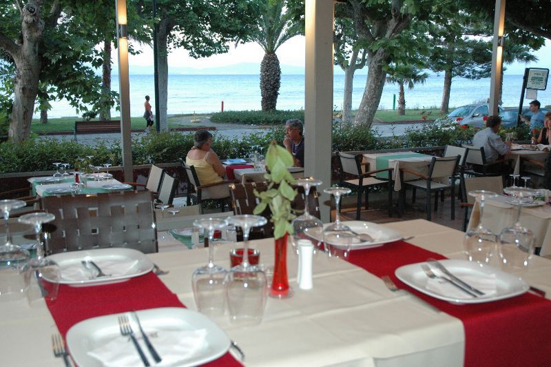 TRITON KOS фото 2