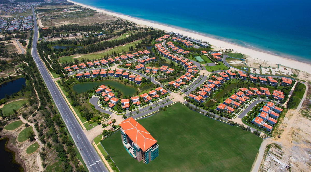 THE OCEAN VILLAS