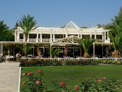 ARINNA HOTEL