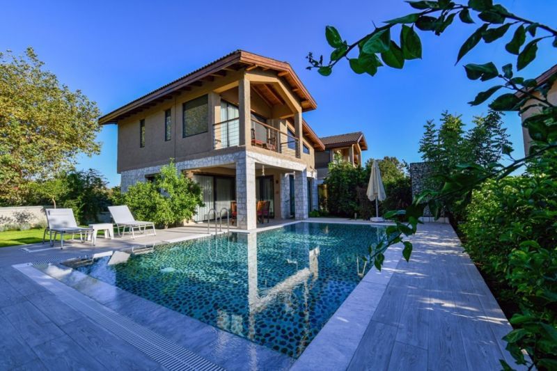 VOLANS SUITES