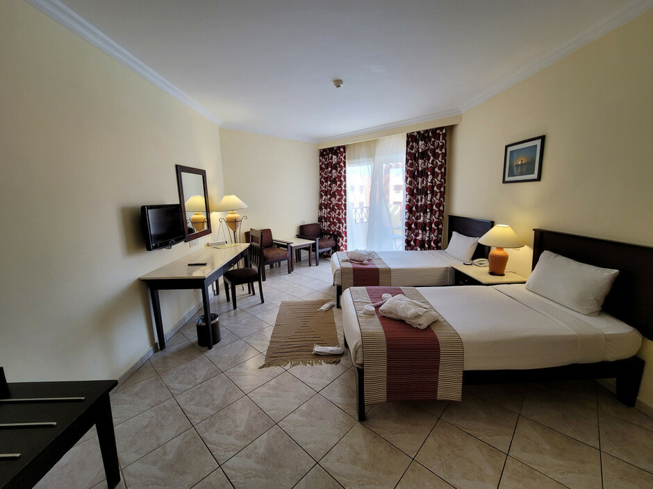 CASA MARE RESORT (EX. ROYAL TULIP BEACH RESORT) фото 4