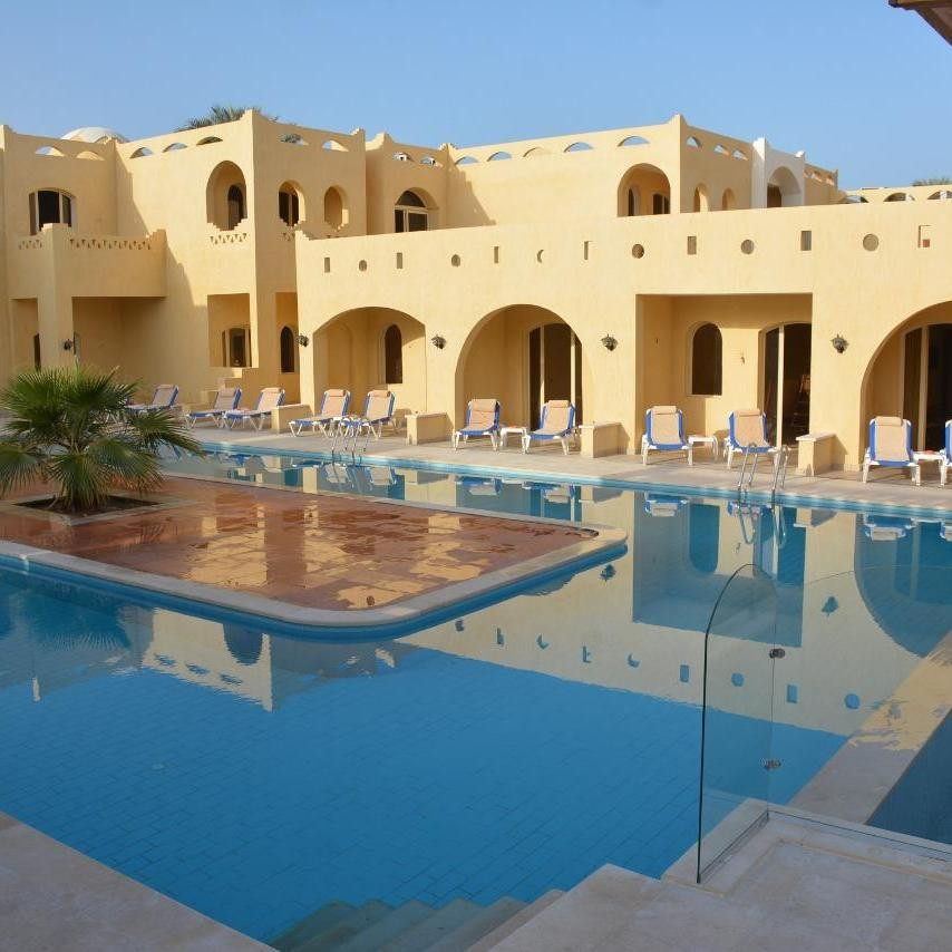 ROMANCE REGENCY CLUB ADULTS ONLY 16+ фото 2