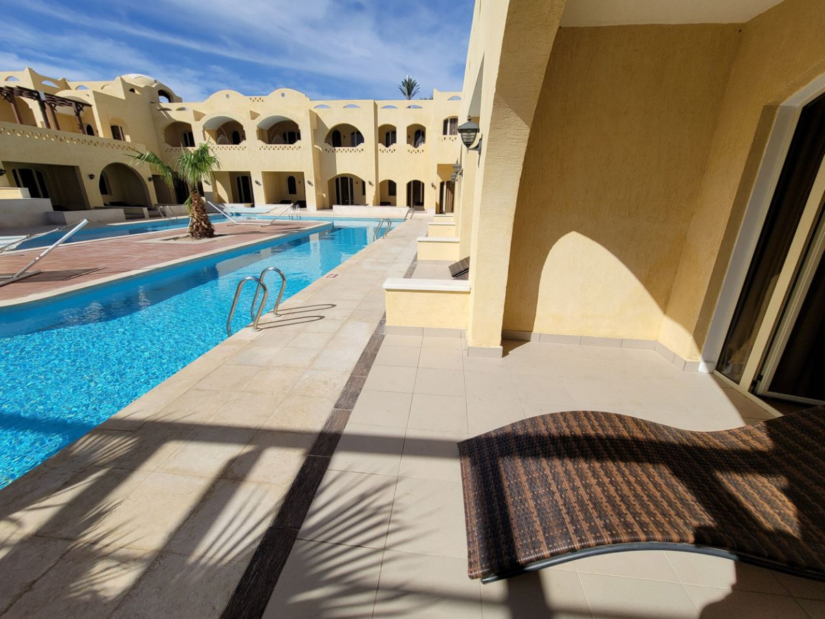 ROMANCE REGENCY CLUB ADULTS ONLY 16+ фото 4