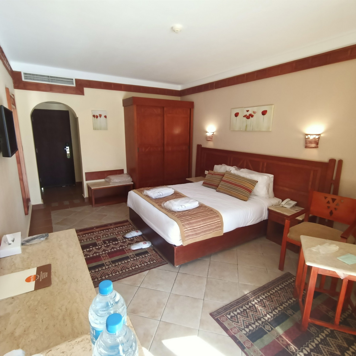ROMANCE REGENCY CLUB ADULTS ONLY 16+ фото 8