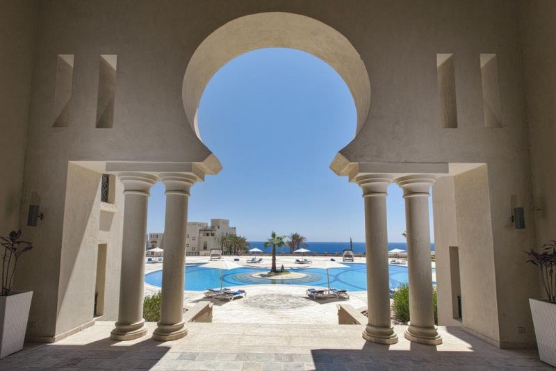 AZZURRA SAHL HASHEESH фото 2