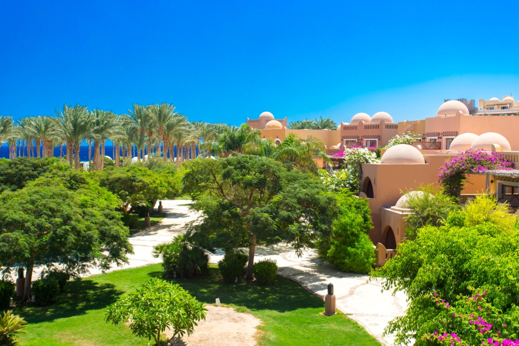 GRAND MAKADI