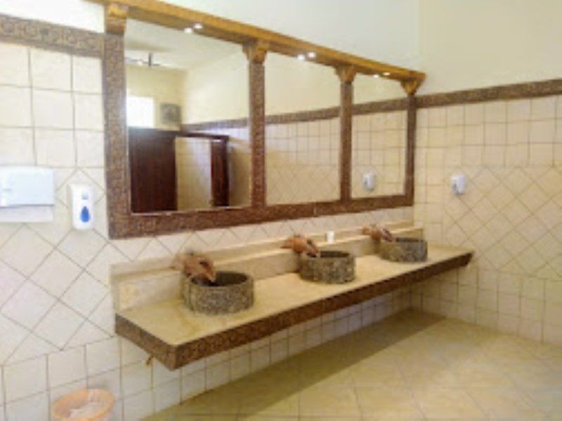 BLUE LAGOON BEACH RESORT фото 4