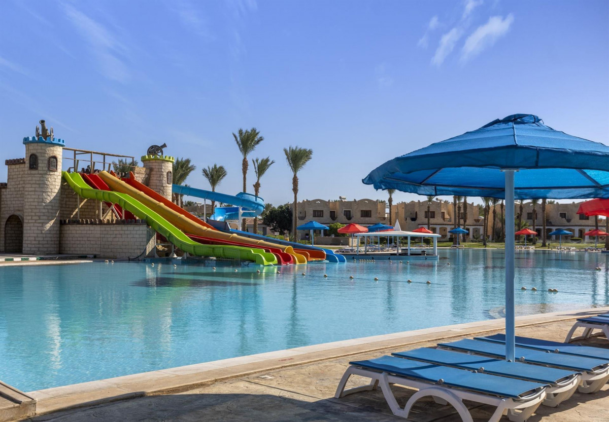 ROYAL LAGOONS RESORT & AQUA PARK фото 3