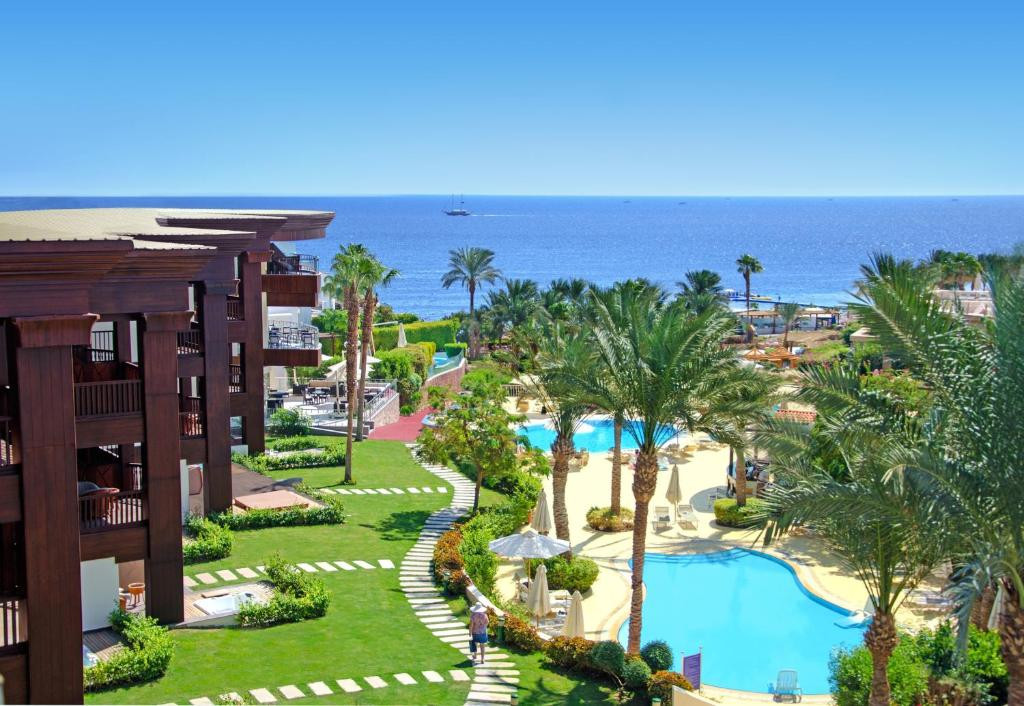 ROYAL SAVOY VILLAS