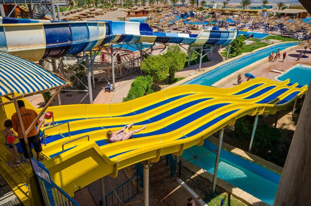 TITANIC BEACH SPA & AQUA PARK фото 2