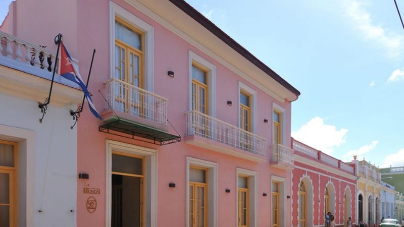 HOTEL E LA RONDA